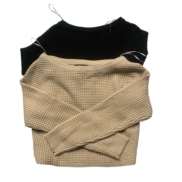 • Bundle of 2 Missguided off the shoulder crop sweaters small - Picture 1 of 2